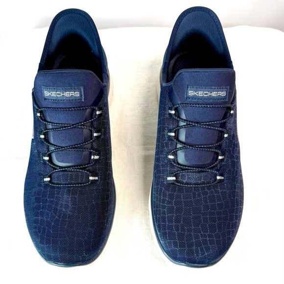 Skechers Slip-Ins Blue pattern Sneakers with Cushioned Sole size 7 Wide like new - Picture 1 of 11